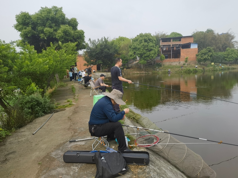 钓鱼比赛3.jpg